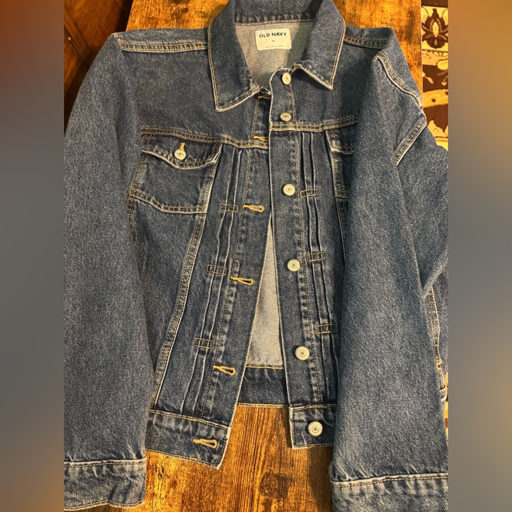 Old Navy Classic Blue Denim Jacket Women’s XL (fall/cooler weather weight)